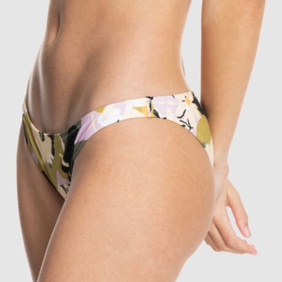 ROXY MIND OF FREEDOM FIXED TRI TOP CLASSIC CHEEKY PANT BIKINI SET - Picture 11 of 13